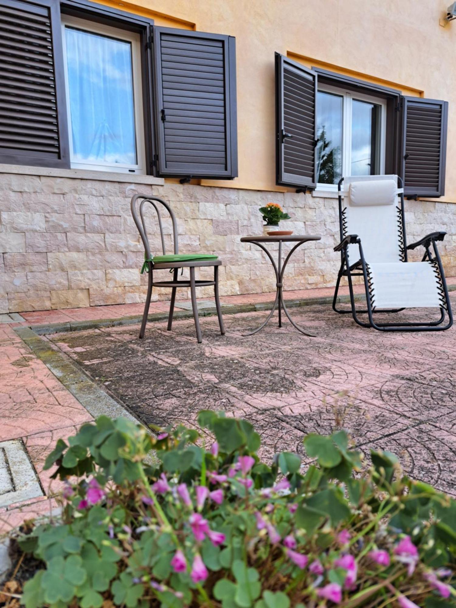 Vila La Casa Di Mezzo-Affitti Brevi-Zona Ospedali Busso Exteriér fotografie
