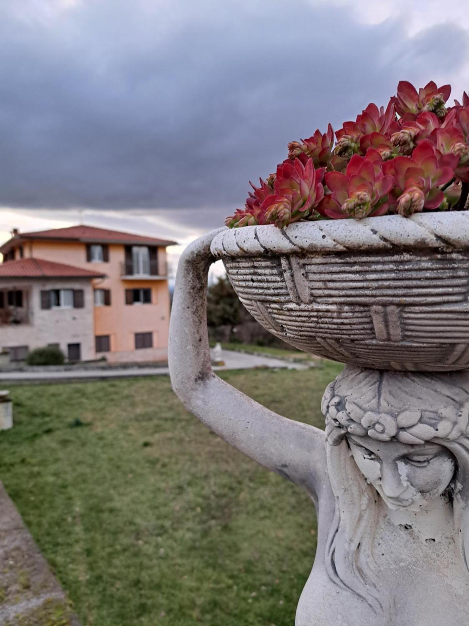 Vila La Casa Di Mezzo-Affitti Brevi-Zona Ospedali Busso Exteriér fotografie