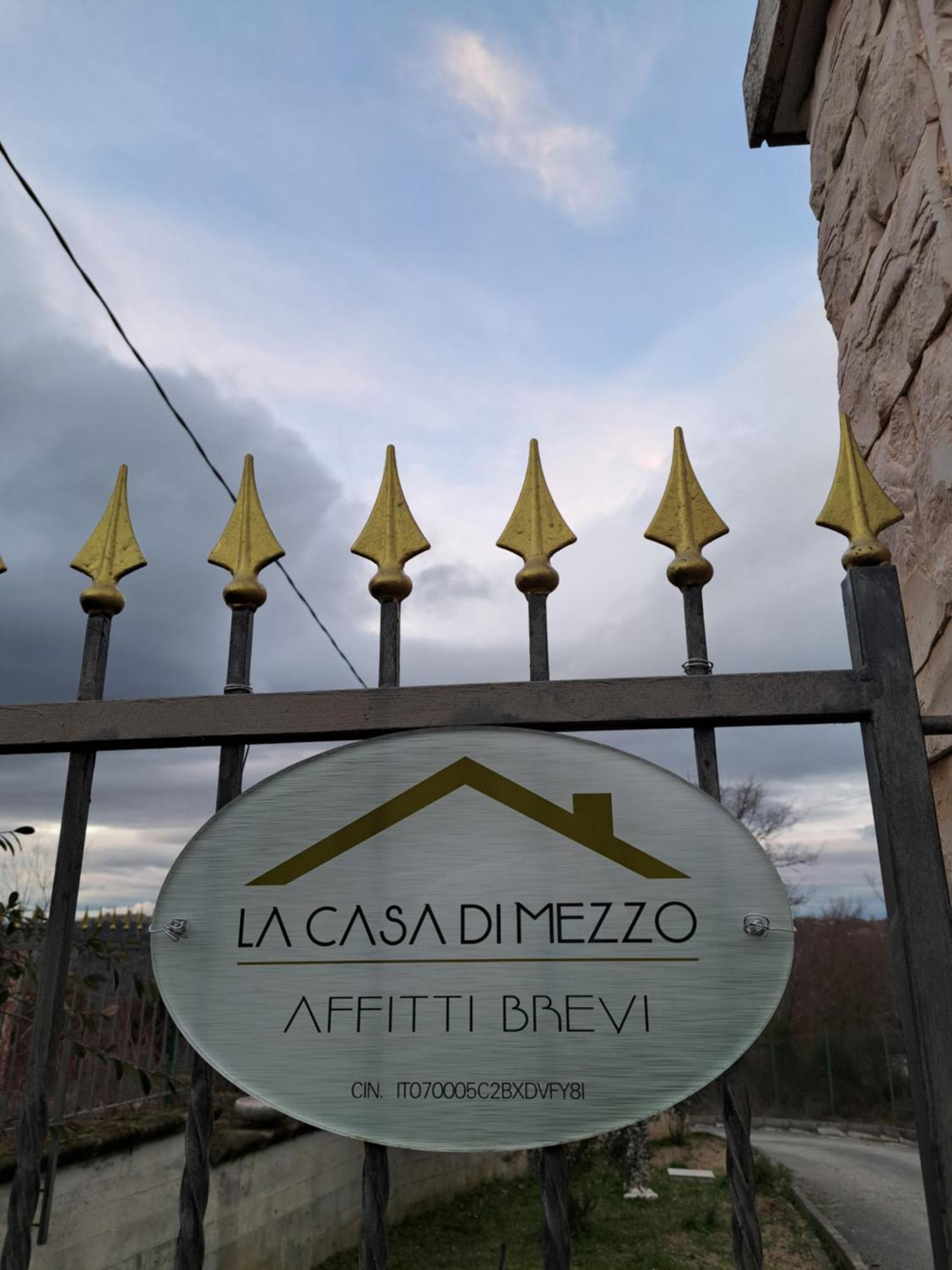 Vila La Casa Di Mezzo-Affitti Brevi-Zona Ospedali Busso Exteriér fotografie